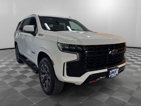 Used 2023 Chevrolet Tahoe Z71 w/ Luxury Package AWD/4WD image 7