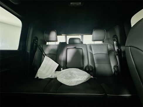 New 2026 RAM 2500 Limited image 10