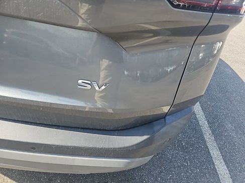 Used 2021 Nissan Rogue SV image 13