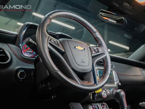 Used 2013 Chevrolet Camaro SS w/ Hot Wheels Special Edition image 67