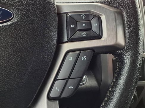 Used 2016 Ford F150 Platinum w/ Equipment Group 701A Luxury image 21