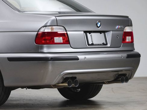 Used 2003 BMW M5 RWD image 17