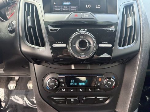 Used 2014 Ford Focus ST w/ Equipment Group 202A FWD image 26