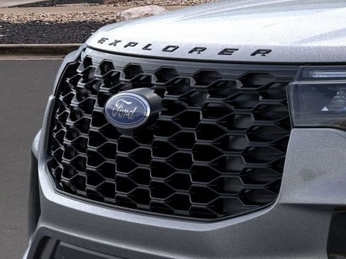 New 2026 Ford Explorer ST-Line w/ ST-Line Street Pack image 17