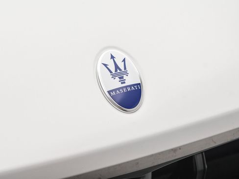 New 2024 Maserati Levante GT Ultima image 26