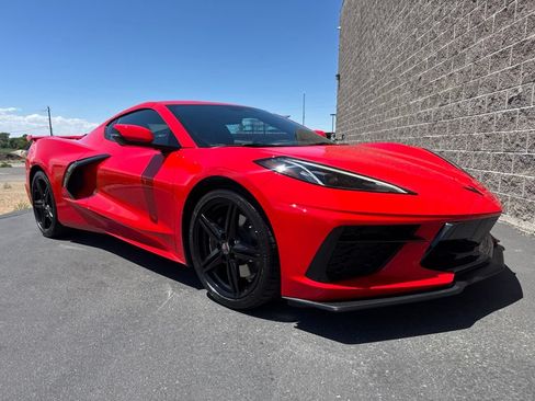 Used 2026 Chevrolet Corvette Stingray Coupe w/ Z51 Performance Package RWD image 3