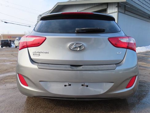 Used 2013 Hyundai Elantra GT w/ Touch & Go Pkg image 24
