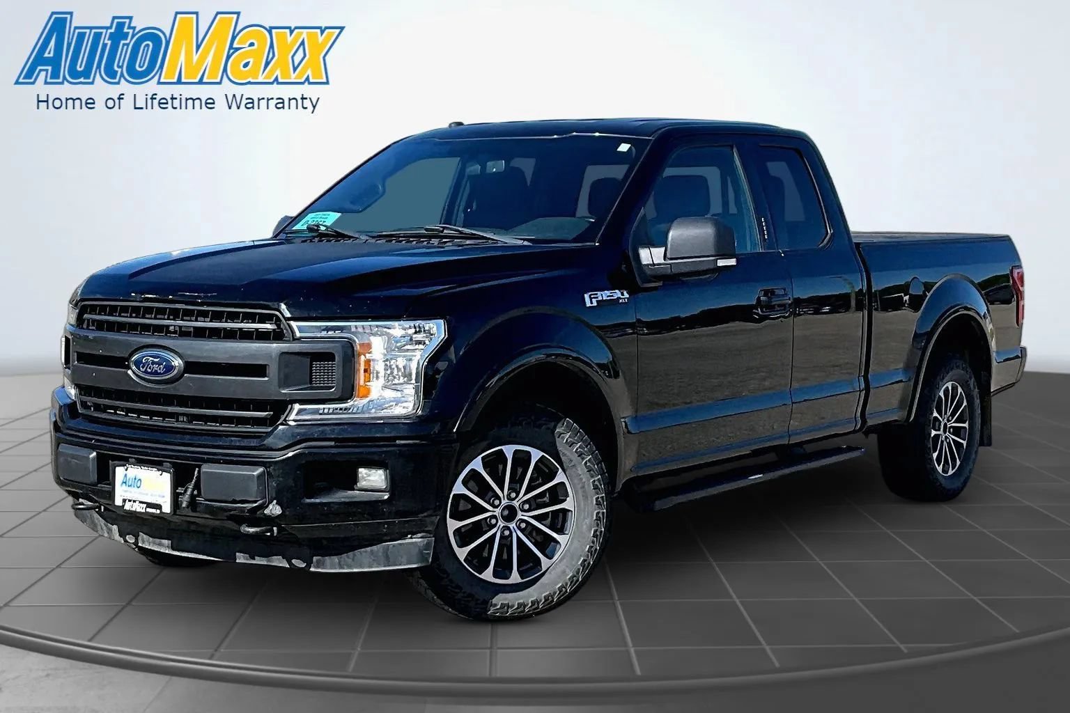 Used 2018 Ford F150 XLT w/ Equipment Group 302A Luxury AWD/4WD image 1
