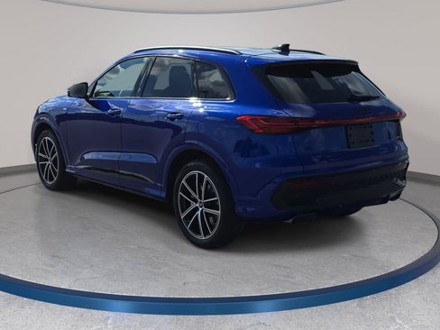 New 2026 Audi Q5 Prestige image 6
