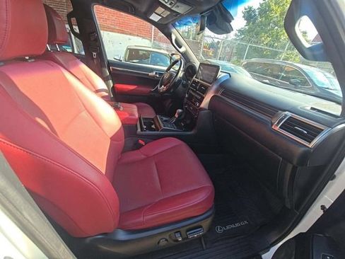 Used 2023 Lexus GX 460 Premium w/ Premium Package AWD/4WD image 5