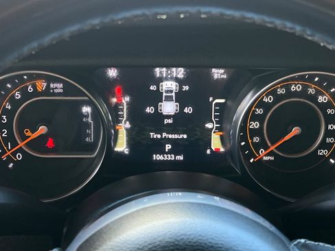 Used 2022 Jeep Gladiator Overland w/ Popular Equipment Package AWD/4WD image 32