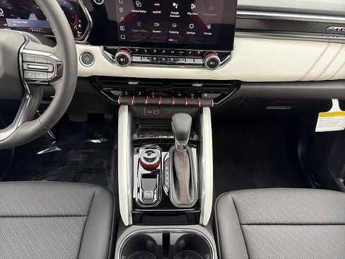 New 2026 GMC Canyon AT4X w/ LPO, Black Badging Package image 17