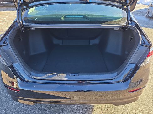 Used 2025 Honda Accord EX-L image 29