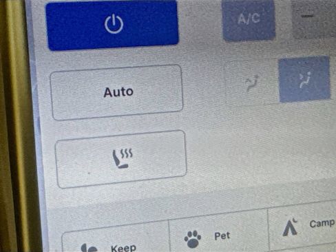 Used 2016 Tesla Model S 70 RWD image 23