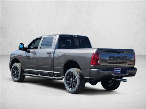 New 2026 RAM 2500 Laramie AWD/4WD image 9