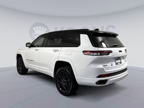 Used 2025 Jeep Grand Cherokee L Summit AWD/4WD image 4
