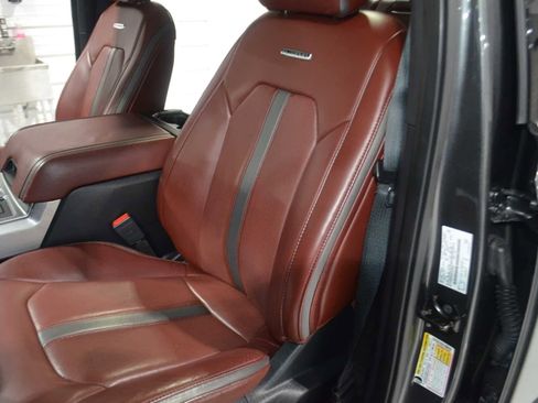 Used 2020 Ford F150 Platinum w/ Equipment Group 701A Luxury image 13