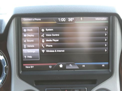 Used 2013 Ford F350 Lariat w/ Lariat Interior Pkg image 31