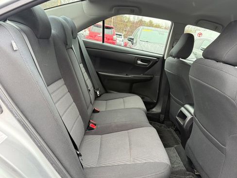 Used 2016 Toyota Camry LE FWD image 27