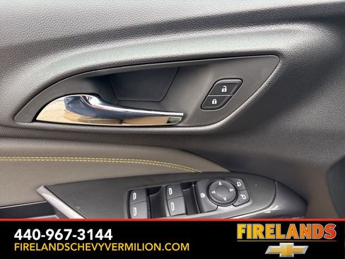 New 2026 Chevrolet Trax ACTIV w/ Sunroof Package image 14