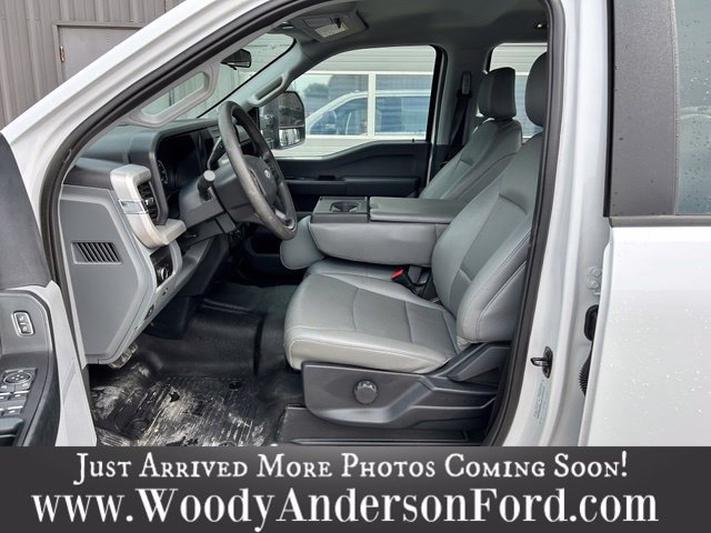 Used 2025 Ford F550 4x4 Crew Cab Super Duty image 14