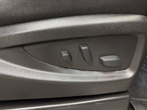 Used 2017 Chevrolet Silverado 2500 LTZ w/ Duramax Plus Package image 18