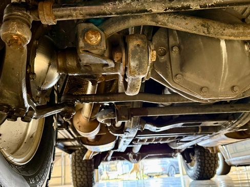 Used 2010 Mercedes-Benz G 550 image 44