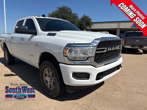 Used 2022 RAM 2500 Tradesman AWD/4WD image 1