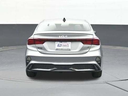 Used 2022 Kia Forte GT-Line FWD image 10
