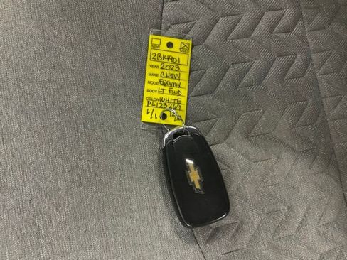 Used 2023 Chevrolet Equinox LT image 46