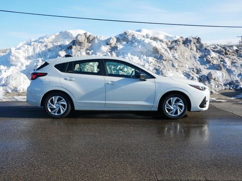 Used 2025 Subaru Impreza 2.0i image 8