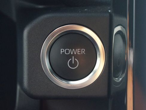 Used 2026 Toyota 4Runner Limited AWD/4WD image 9