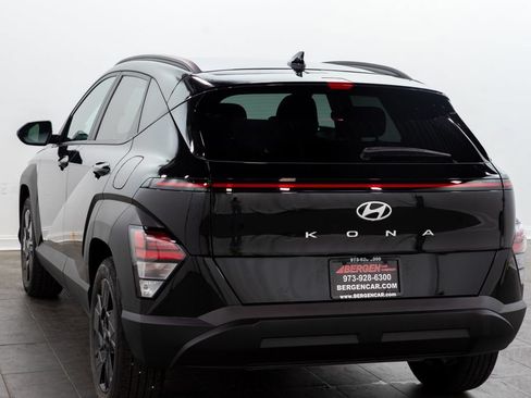 Used 2026 Hyundai Kona SEL Sport FWD image 9