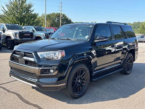 Used 2021 Toyota 4Runner Nightshade AWD/4WD image 3
