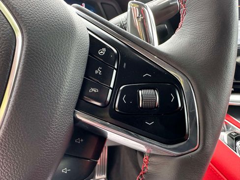Used 2023 Chevrolet Corvette Stingray Preferred Conv w/ Z51 Performance Package RWD image 13