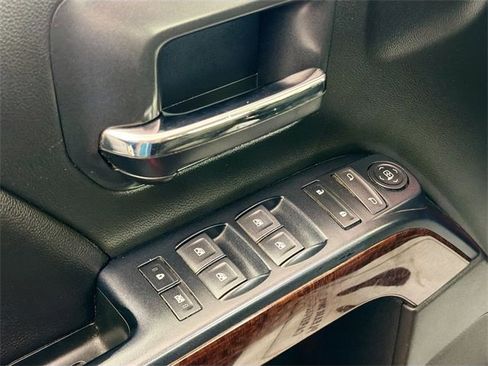 Used 2019 GMC Sierra 2500 SLE w/ SLE Preferred Package image 18