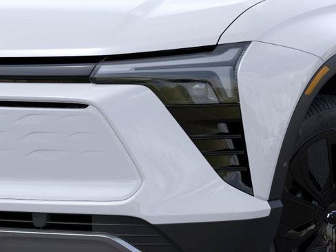 New 2026 Chevrolet Blazer EV LT AWD/4WD image 44