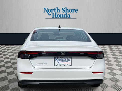 Used 2025 Honda Accord SE image 6