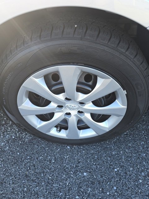 Used 2022 Toyota Corolla LE FWD image 10