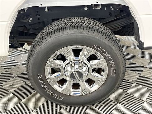 Used 2019 Ford F350 Lariat w/ Lariat Ultimate Package image 22