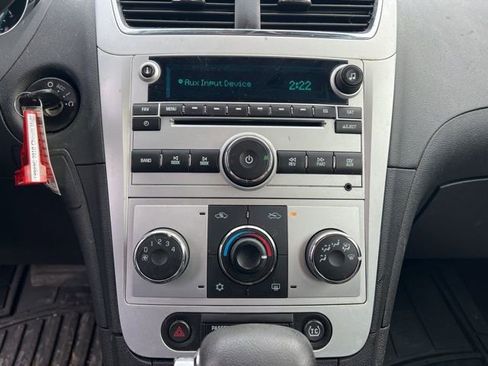 Used 2010 Chevrolet Malibu LT image 16