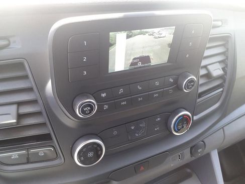 New 2025 Ford Transit 250 148 Medium Roof image 18