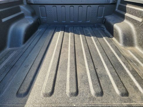 Used 2024 Jeep Gladiator Rubicon AWD/4WD image 43