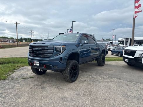 New 2026 GMC Sierra 1500 Elevation w/ Elevation Premium Package AWD/4WD image 3