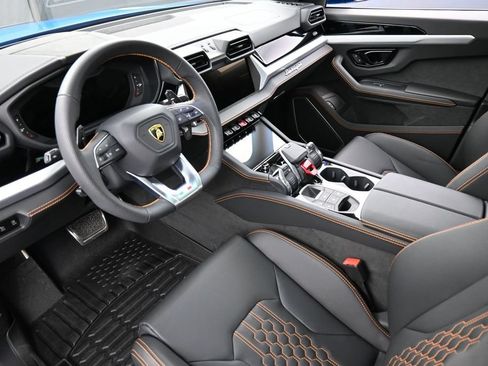 Used 2025 Lamborghini Urus S AWD/4WD image 4