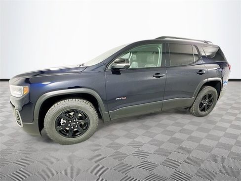 Used 2022 GMC Acadia AT4 w/ Technology Package image 4