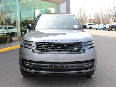 New 2026 Land Rover Range Rover Long Wheelbase SE image 7