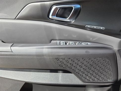 New 2026 Kia Carnival SX Prestige image 16