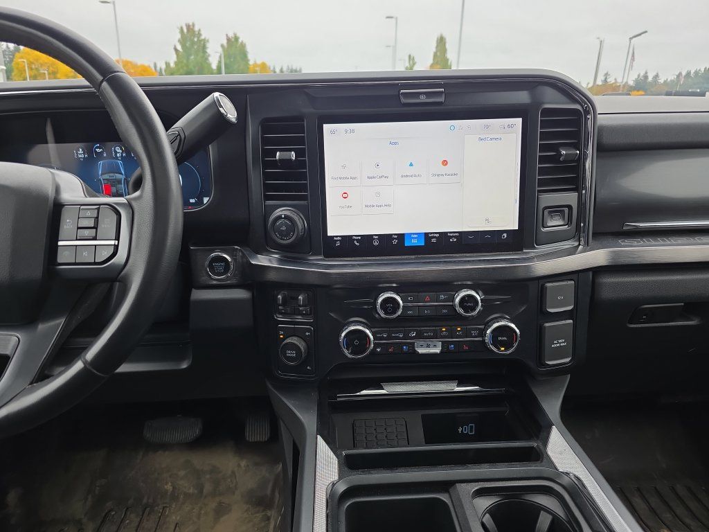 Used 2025 Ford F350 Lariat w/ Lariat Ultimate Package AWD/4WD image 25