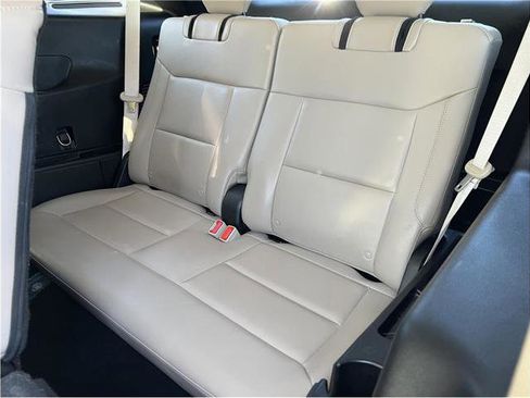 Used 2020 Ford Explorer Limited AWD/4WD image 24